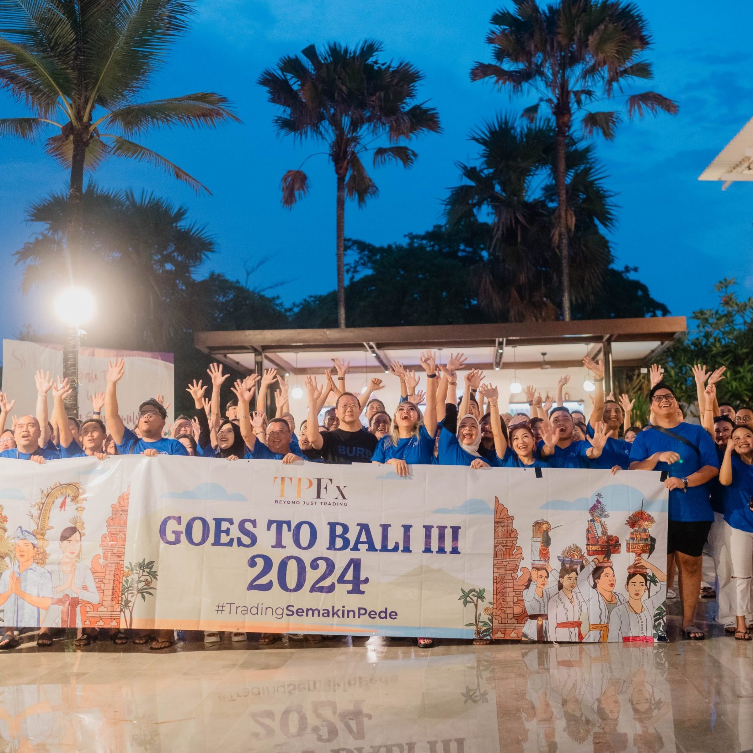 Foto-bersama-di-hari-terakhir-liburan-1-scaled